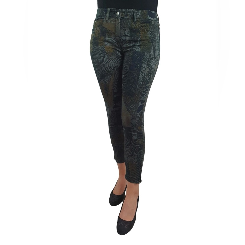 Zerres Jeans Multi Snake Print Camo Jeans Size 38 or 6-8 US Slim Leg